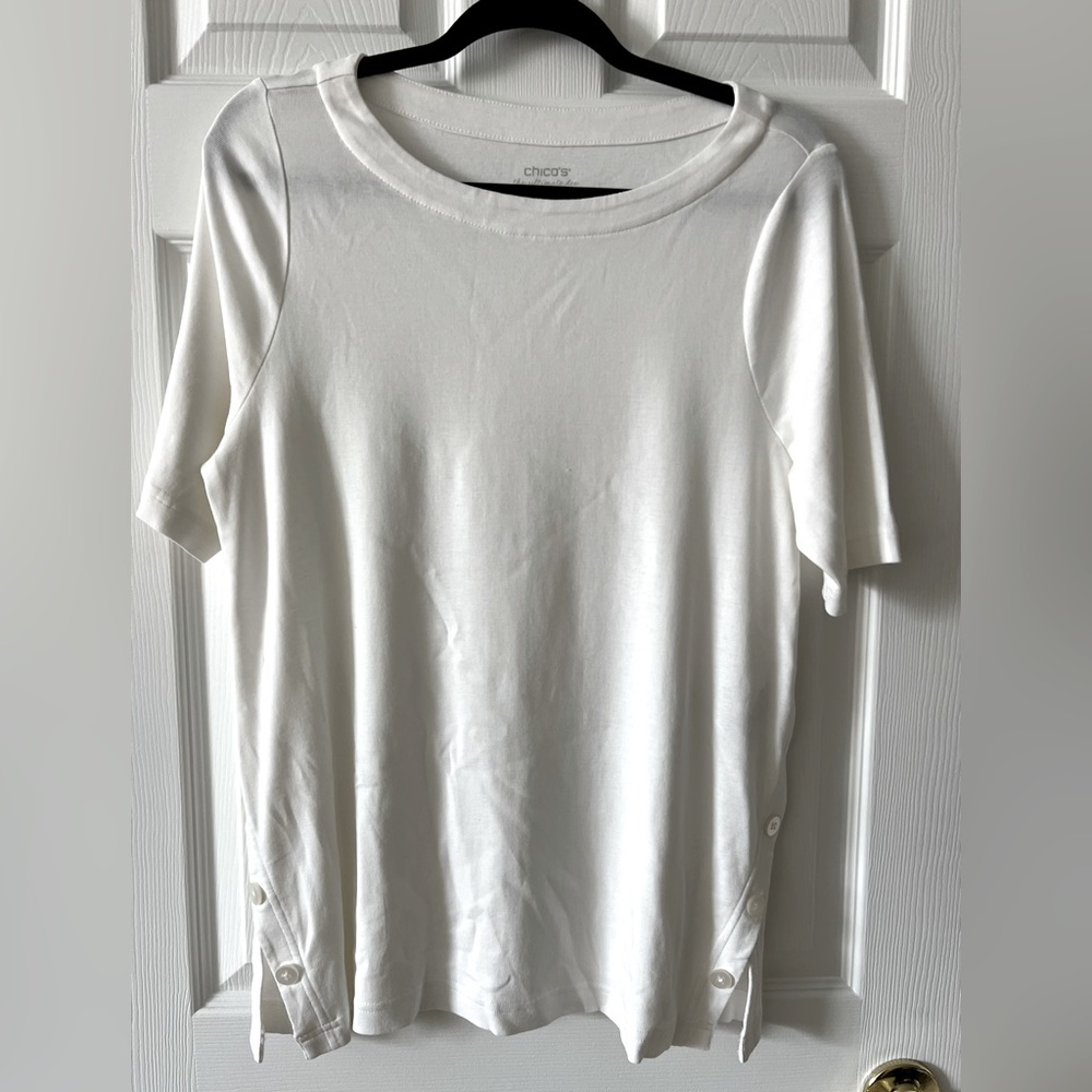 🌟SALE🌟Chico’s White T-Shirt with buttons- Size Large / 2